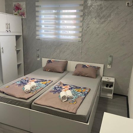 Apartments Glitter Μόσταρ Εξωτερικό φωτογραφία